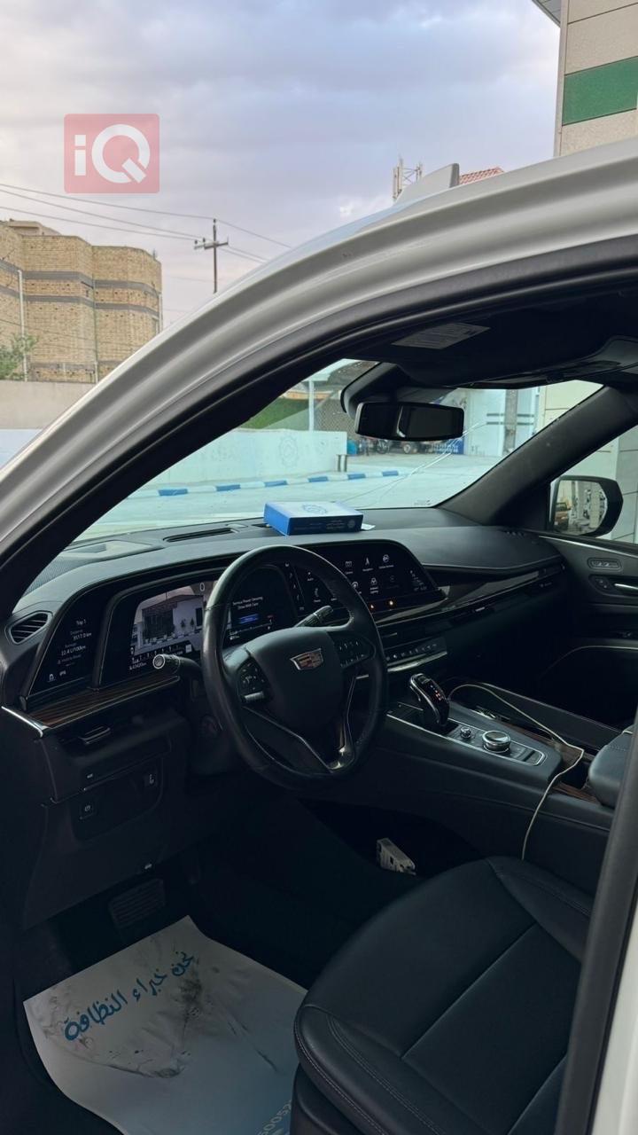 كاديلاك اسكاليد